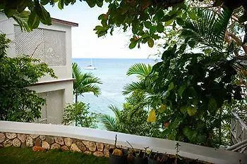 Hibiscus Lodge Hotel オーチョ・リオス