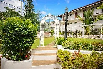 Hibiscus Lodge Hotel オーチョ・リオス 3*,