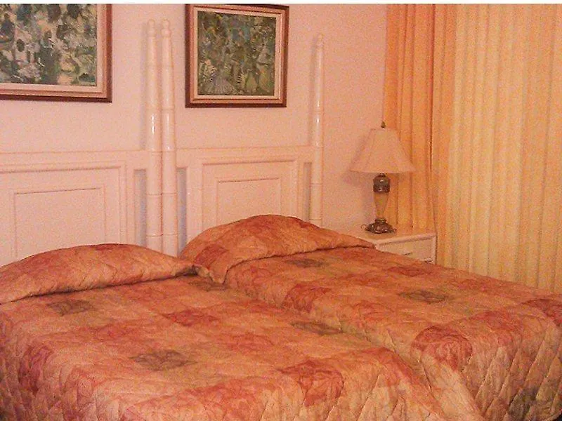 Hibiscus Lodge Hotel オーチョ・リオス