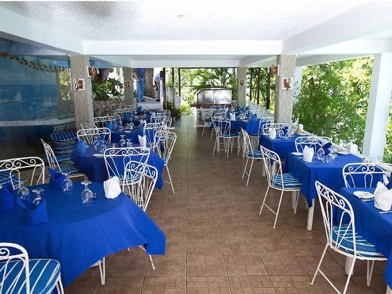 ***  Hibiscus Lodge Hotel オーチョ・リオス ジャマイカ