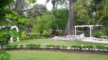 Hibiscus Lodge Hotel オーチョ・リオス