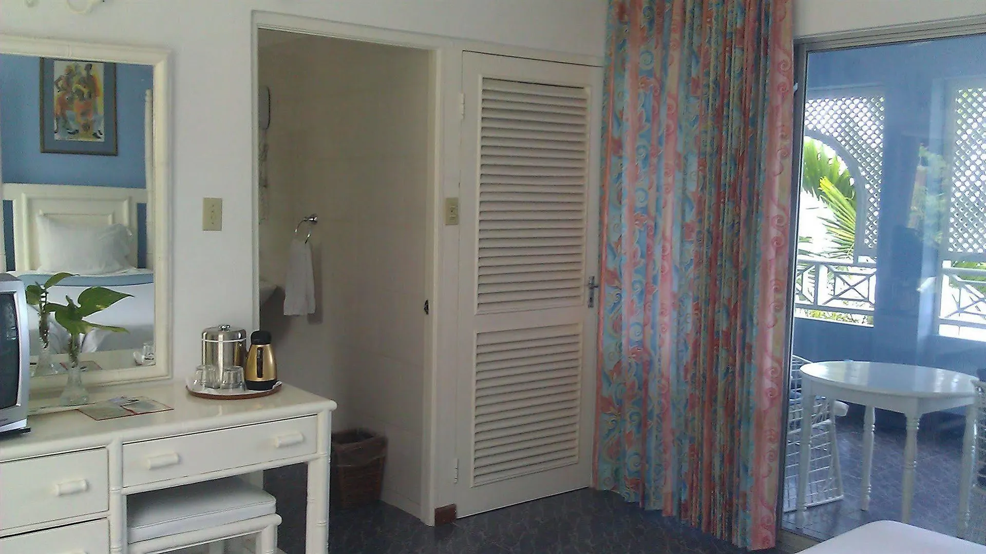 Hibiscus Lodge Hotel オーチョ・リオス