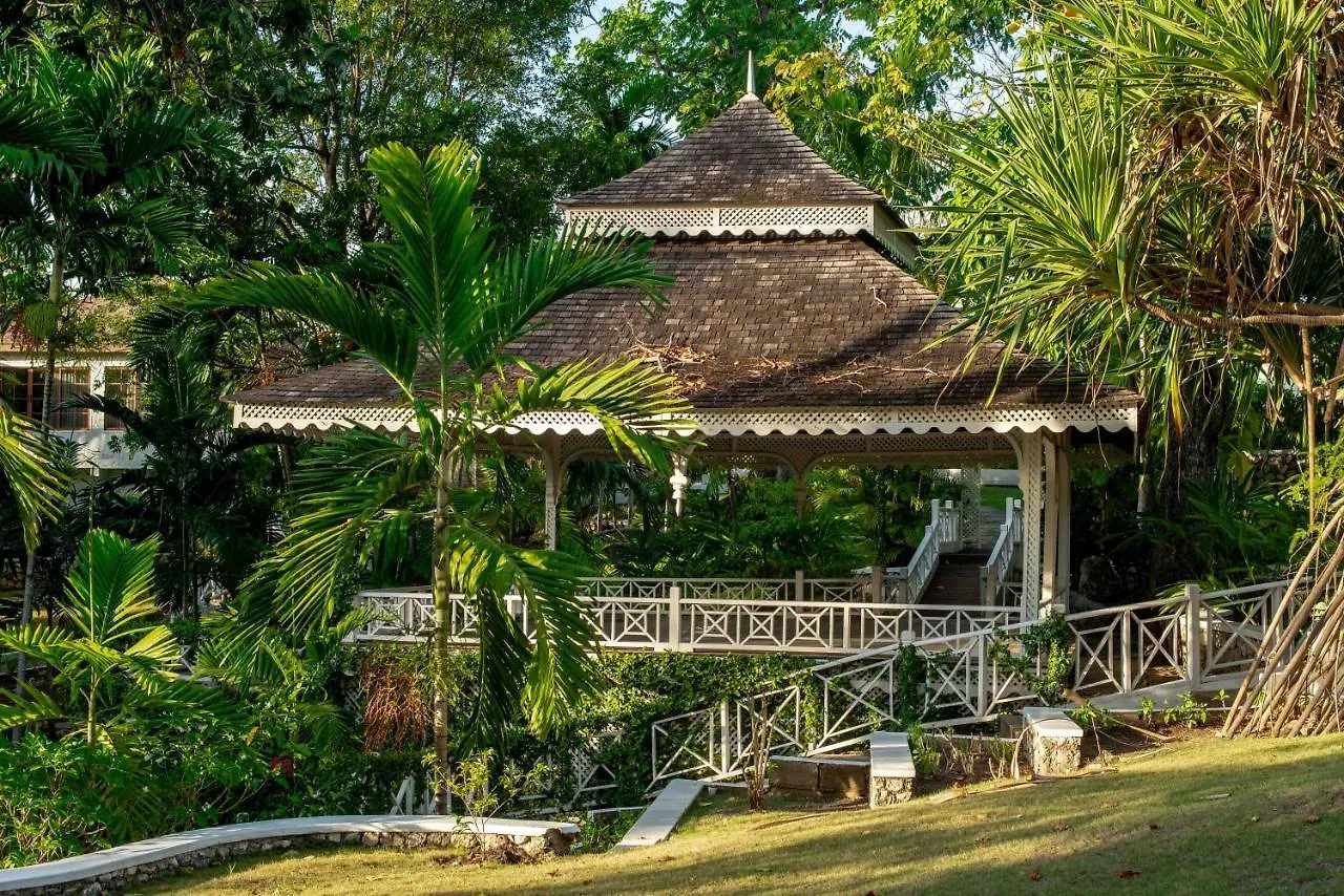Hibiscus Lodge Hotel オーチョ・リオス