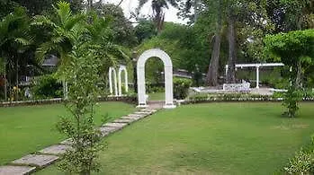 ***  Hibiscus Lodge Hotel Ocho Rios Jamaica